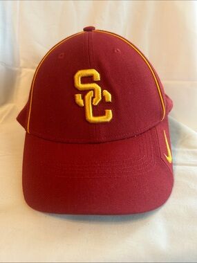 Nike Men's Cardinal and Gold USC Baseball Cap